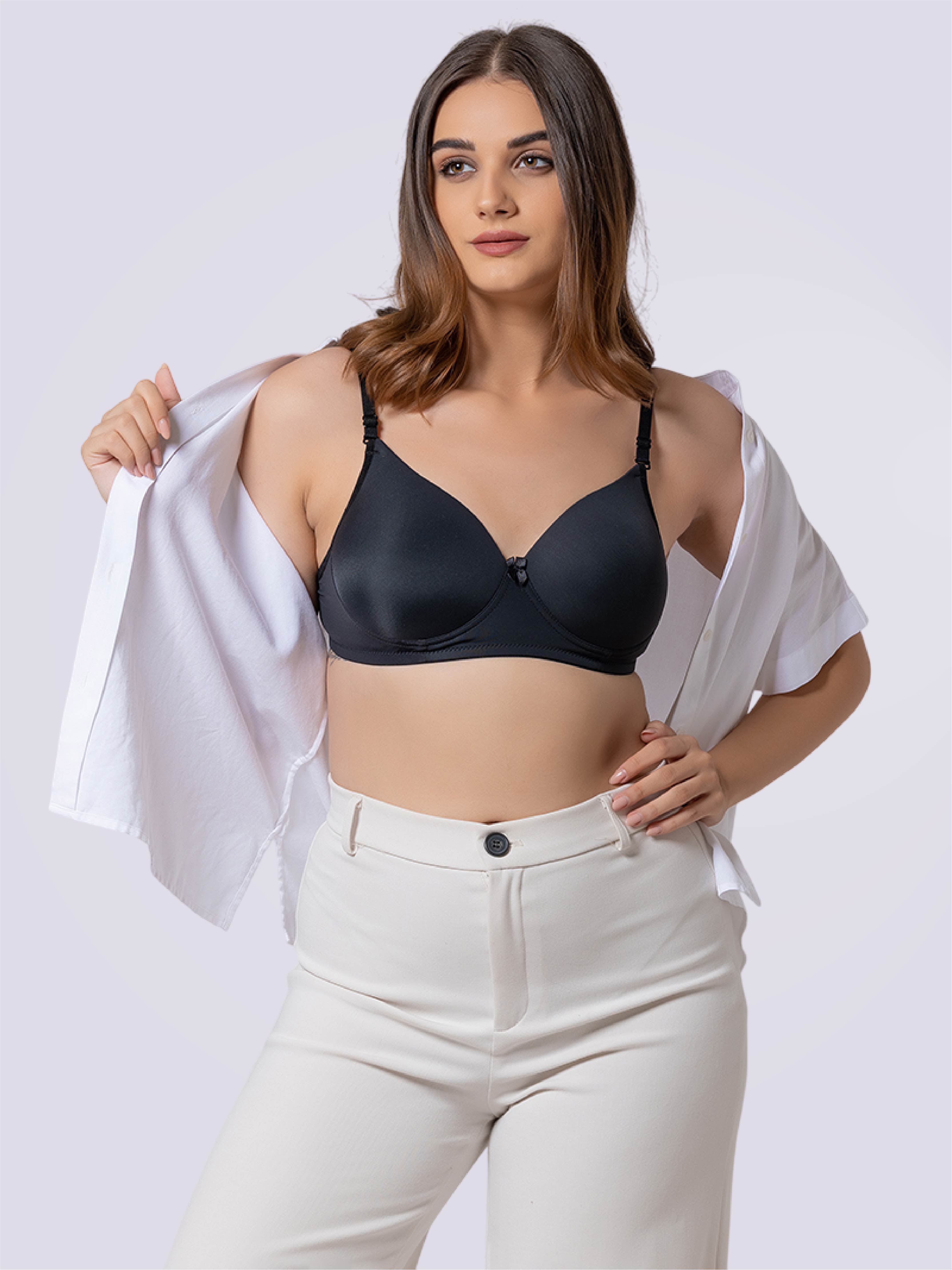 Sizzling Lycra Light Padded Non-Wire 3/4 Coverage Bra in Black